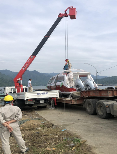 ĐÓNG MỚI CA NÔ CÔNG TÁC 15 CHỖ – DỰ ÁN CÔNG TY THỦY ĐIỆN TUYÊN QUANG | VIETNAMSEA