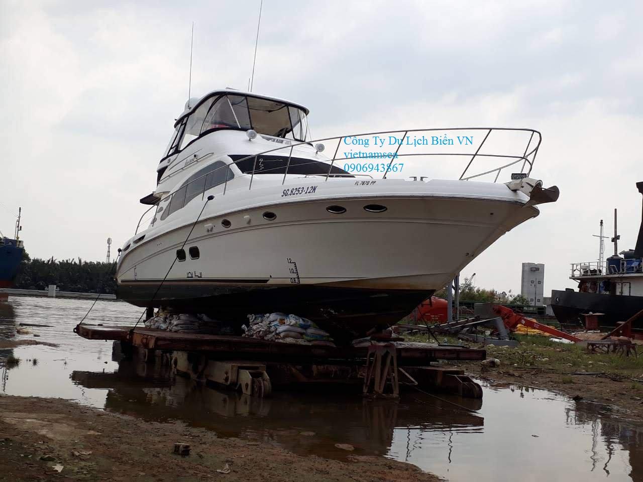 Du thuyền 58FT