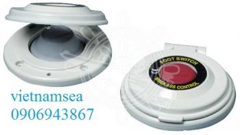 Foot-switches for electric windlass control