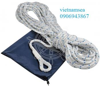 Anchor rope made of polyester braid with lead core for the first 10 metres